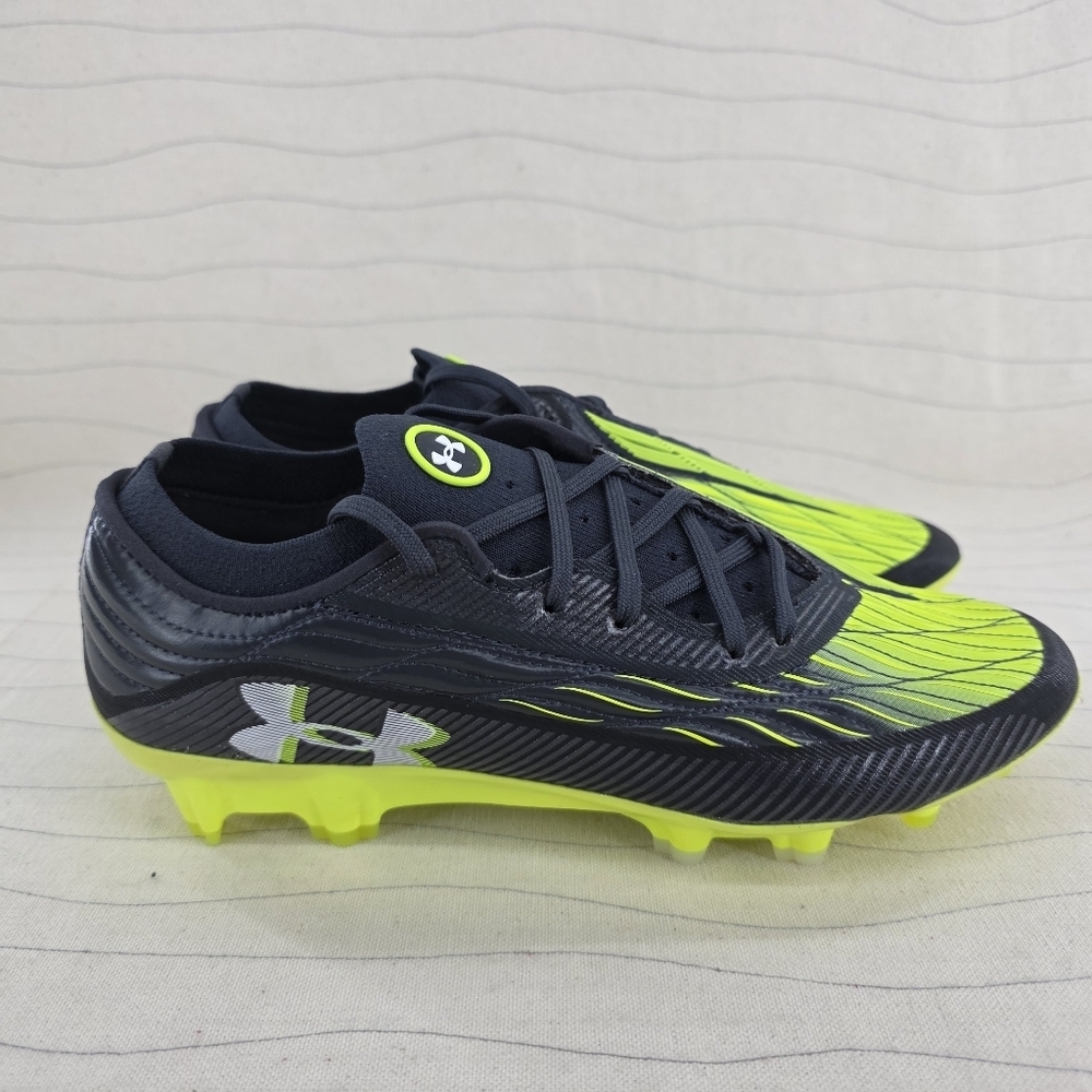 Under Armour Mens Magnetico Elite 3 FG Soccer Cleats 3027700-001 Size 5.5 NEW